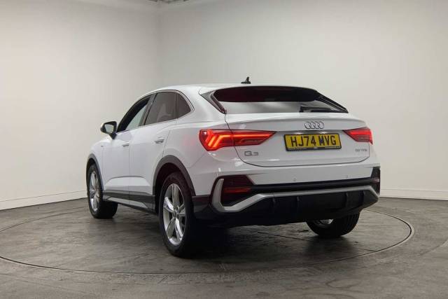 2024 Audi Q3 Sportback 1.5 S line 35 TFSI  150 PS S tronic