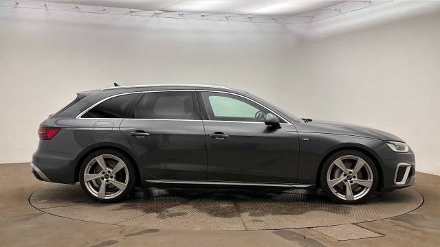 2024 Audi A4 Avant 2.0 Avant S line 40 TFSI  204 PS S tronic