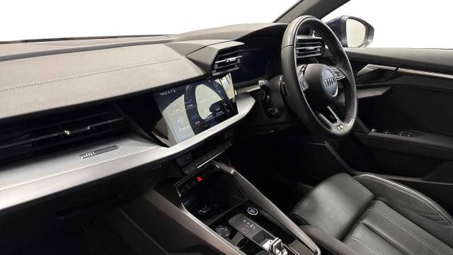 2023 Audi A3 Saloon 1.5 MY23.5 S line 35 TFSI  150 PS S tronic