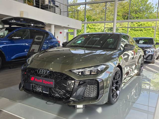 AUDI RS 5 Saloon 2.9 AUDI RS 5 Saloon Performance Vorsprung 639 PS tiptronic Saloon Petrol Bedford green, metallic