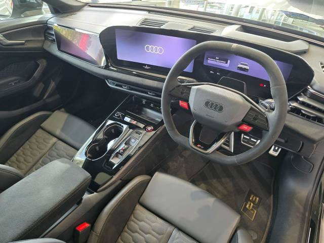2026 AUDI RS 5 Saloon 2.9 AUDI RS 5 Saloon Performance Vorsprung 639 PS tiptronic