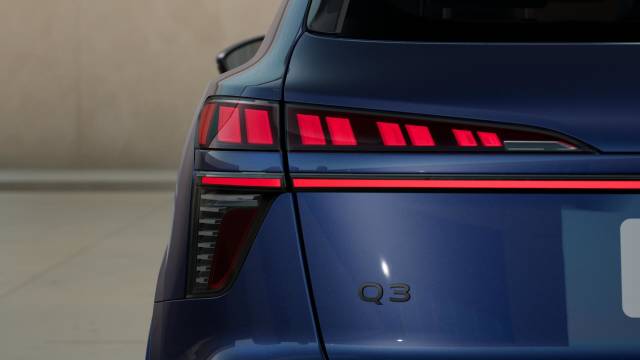 2026 Audi Q3 1.5 AUDI Q3 SUV S line TFSI 150 PS S tronic