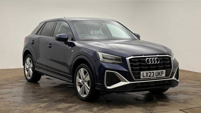 Audi Q2 1.5 MY23.5 S line 35 TFSI  150 PS 6-speed 4x4 vehicle Petrol Navarra Blue Metallic