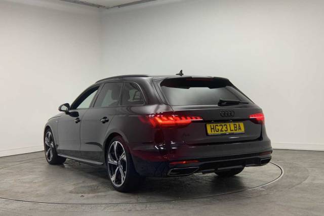 2023 Audi A4 Avant 2.0 Avant Black Edition 40 TFSI  204 PS S tronic