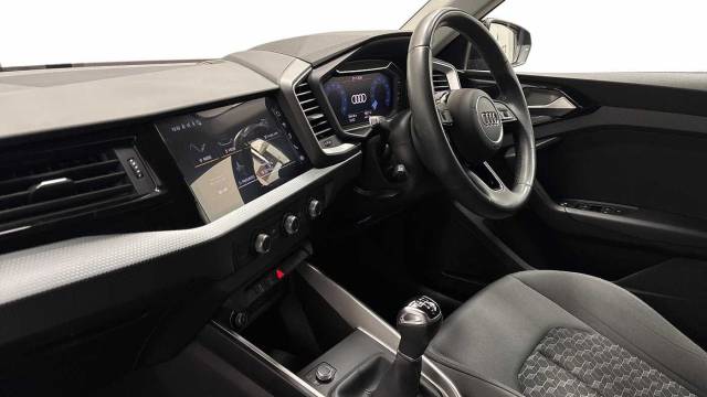 2023 Audi A1 Sportback 1.0 Sport 25 TFSI  95 PS 5-speed