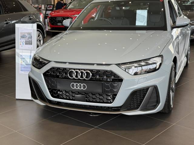 2026 Audi A1 Sportback AUDI A1 Sportback S line 30 TFSI 116 PS 6-speed