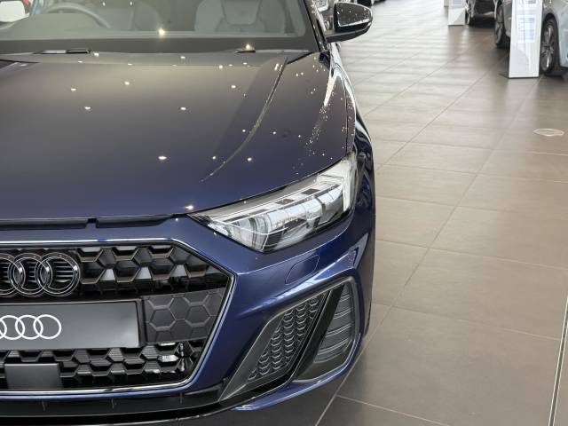 2026 Audi A1 Sportback AUDI A1 Sportback Black Edition 30 TFSI 116 PS S tronic