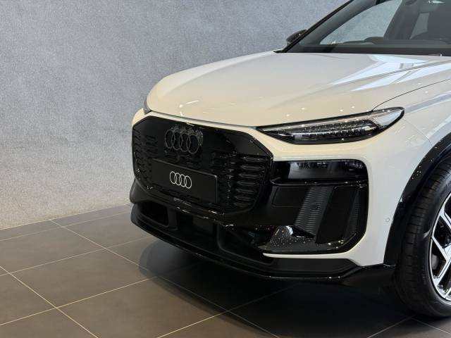 Audi Q6 Sportback e-tron AUDI Q6 Sportback Black Edition e-tron performance 225,00 kW