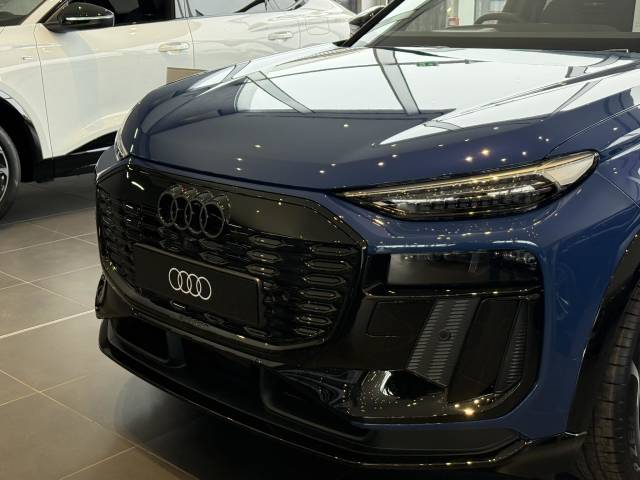 Audi Q6 Sportback e-tron AUDI Q6 Sportback Vorsprung e-tron performance 225,00 kW
