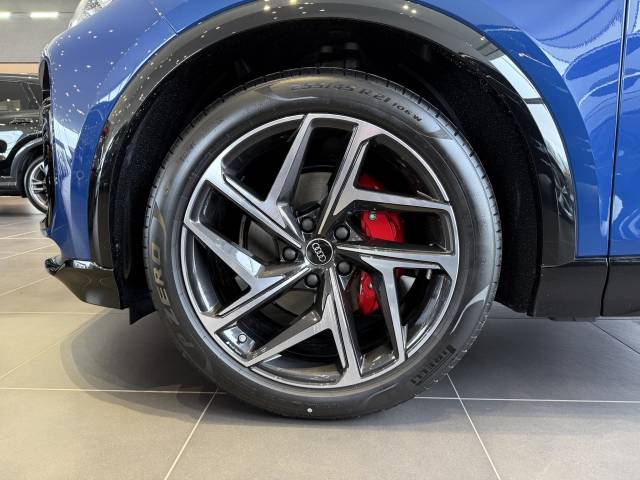 Audi Q6 Sportback e-tron AUDI Q6 Sportback Vorsprung e-tron performance 225,00 kW