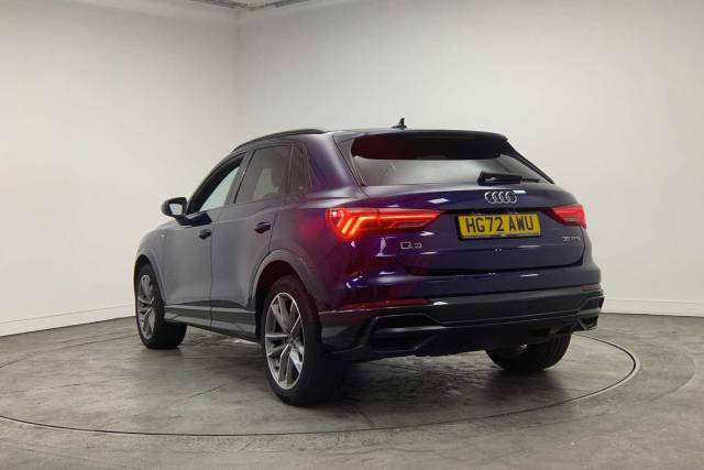 2022 Audi Q3 1.5 Black Edition 35 TFSI  150 PS S tronic