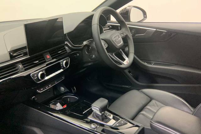 2023 Audi A5 Coupe 2.0 Coup- Black Edition 35 TFSI  150 PS S tronic
