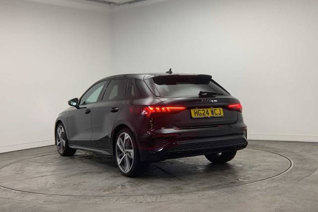 2024 Audi A3 Sportback 1.5 Black Edition 35 TFSI  150 PS 6-speed