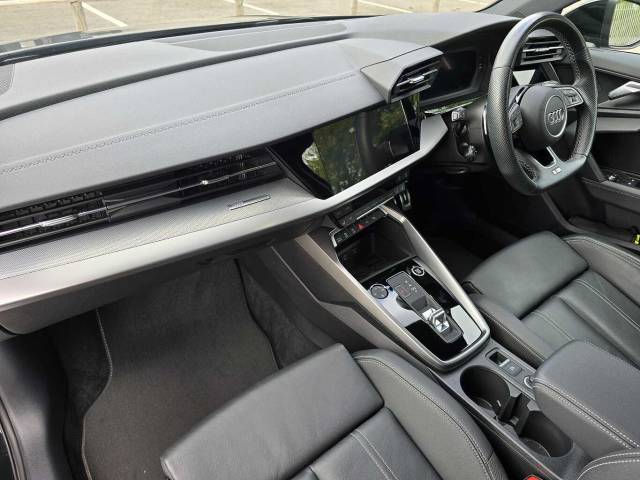 2024 Audi A3 Saloon 1.5 Black Edition 35 TFSI  150 PS S tronic