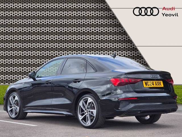 2024 Audi A3 Saloon 1.5 Black Edition 35 TFSI  150 PS S tronic