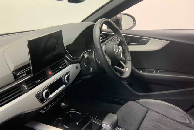 2023 Audi A5 Sportback 2.0 S line 35 TFSI  150 PS S tronic