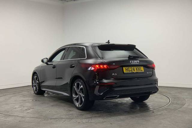2024 Audi A3 Sportback 1.0 S line 30 TFSI  110 PS 6-speed