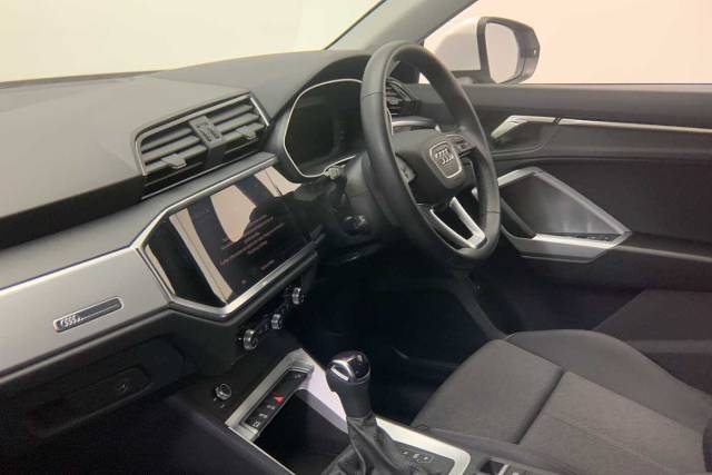 2023 Audi Q3 1.5 (O) Sport 35 TFSI  150 PS S tronic