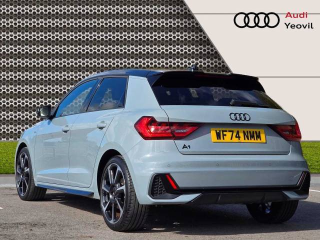 2024 Audi A1 Sportback 1.5 Black Edition 35 TFSI  150 PS S tronic