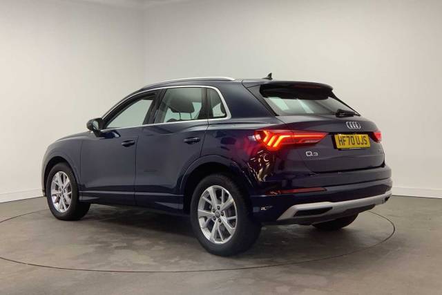 2020 Audi Q3 2.0 Sport 35 TDI quattro 150 PS 6-speed