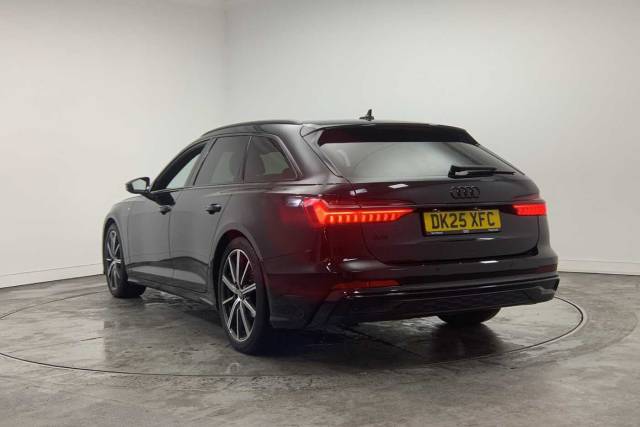 2025 Audi A6 2.0 Avant Black Edition 40 TFSI  204 PS S tronic