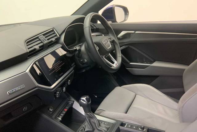 2022 Audi Q3 2.0 S line 40 TFSI quattro 190 PS S tronic