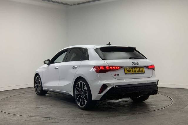 2025 Audi S3 Sportback 2.0 Black Edition TFSI  333 PS S tronic