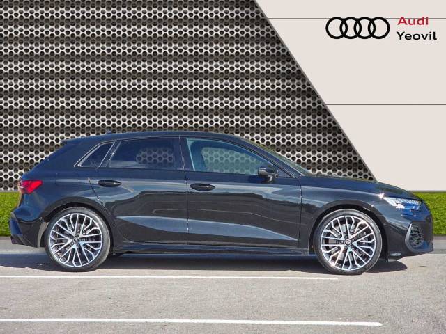 2024 Audi S3 Sportback 2.0 Black Edition TFSI  333 PS S tronic