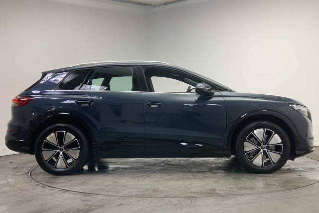 2026 Audi Q4 e-tron SUV Sport performance  210,00 kW