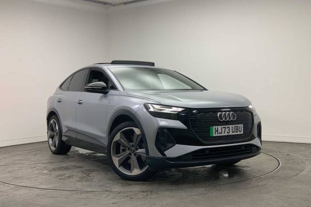 Audi Q4 Sportback e-tron (O) Vorsprung 40  150,00 kW 4x4 vehicle Electric Floret silver, metallic
