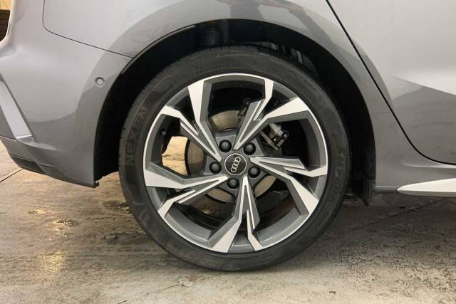2025 Audi A3 Sportback 1.5 S line TFSI  116 PS S tronic