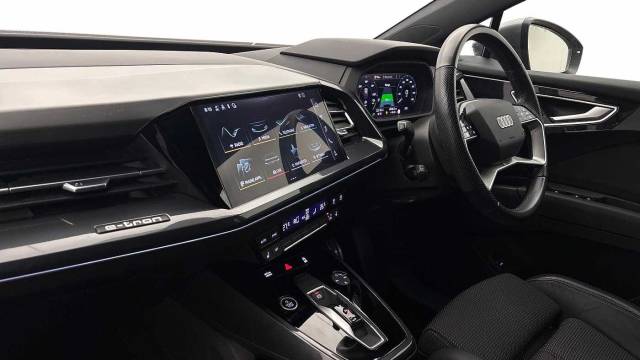 2023 Audi Q4 Sportback e-tron S line 40  150,00 kW