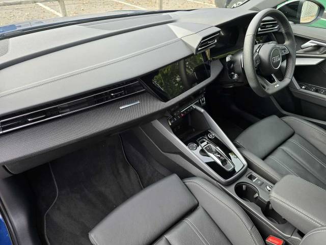 2025 Audi A3 Saloon 1.5 Black Edition 35 TFSI  150 PS S tronic