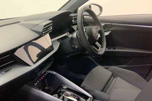 2026 Audi A3 Sportback 1.5 Sport TFSI e  204 PS S tronic