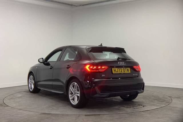 2022 Audi A1 Sportback 1.0 S line 30 TFSI  110 PS S tronic