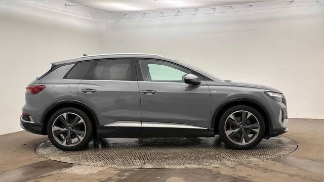 2022 Audi Q4 e-tron S line 35  125,00 kW