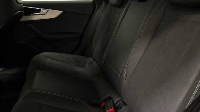 2024 Audi A5 Sportback 2.0 S line 40 TFSI  204 PS S tronic