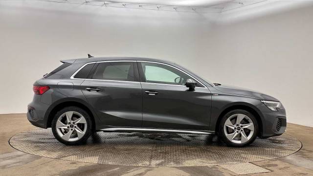 2023 Audi A3 Sportback 1.4 S line 40 TFSI e  204 PS S tronic
