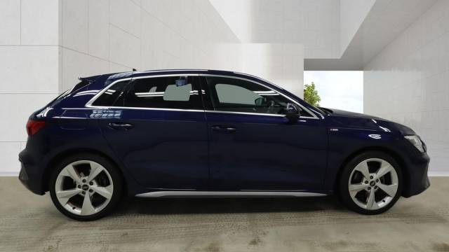 2023 Audi A3 Sportback 1.5 S line 35 TFSI  150 PS S tronic