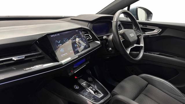 2023 Audi Q4 e-tron S line 40  150,00 kW