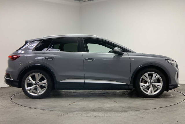 2024 Audi Q4 e-tron S line 45  210,00 kW