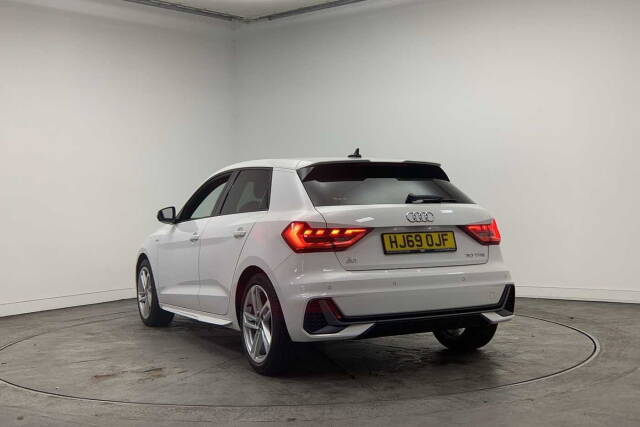 2020 Audi A1 Sportback 1.0 S line 30 TFSI  116 PS 6-speed
