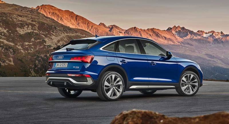 new Q5 Sportback side view