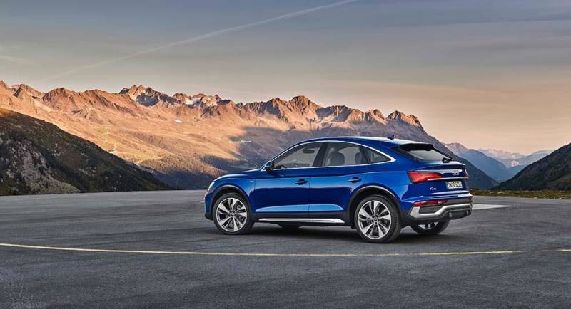 Audi new Q5 Sportback blue side view