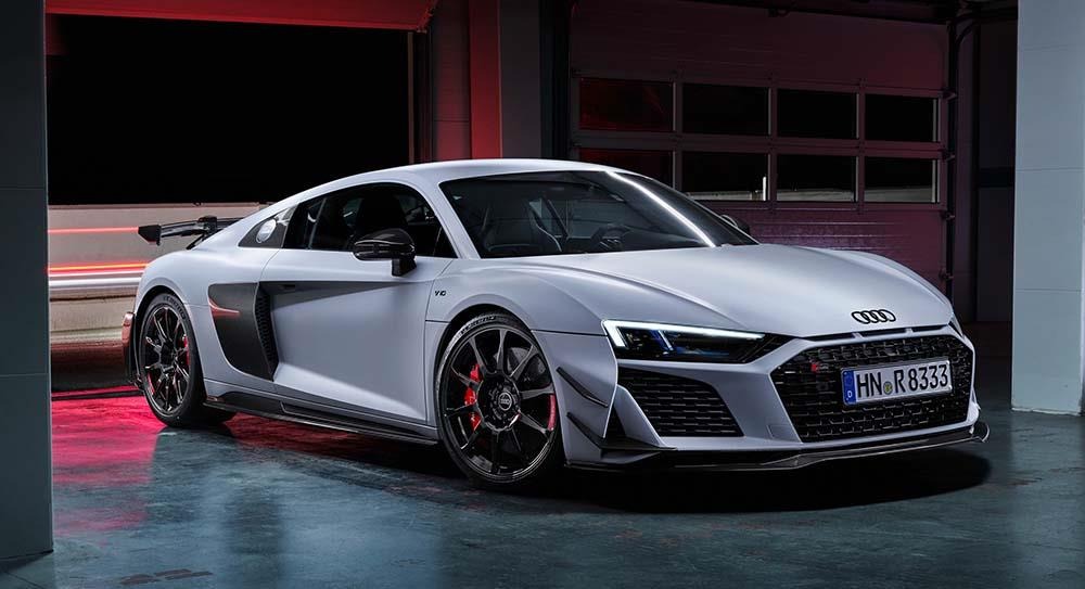 The new Audi R8 Coupé V10 GT RWD