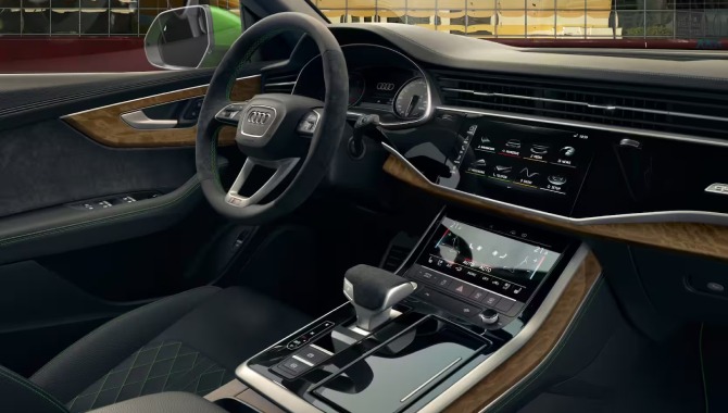Audi Q8 - Interior