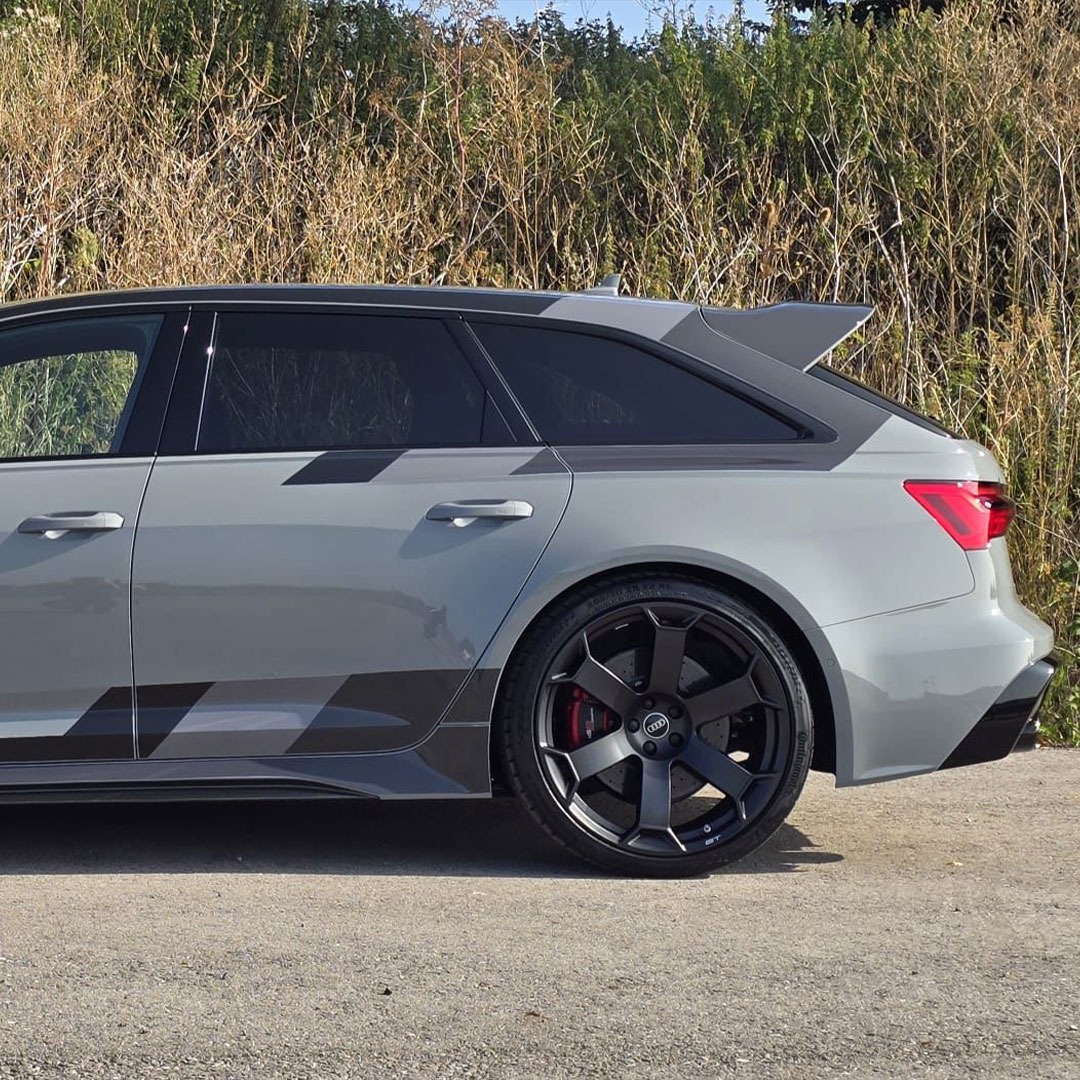 A Limited-Edition Audi RS 6 Avant GT Delivered by Yeovil Audi