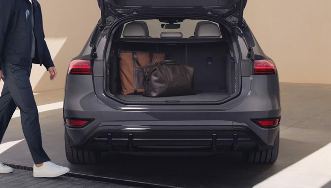 Audi A6 e-tron - Interior